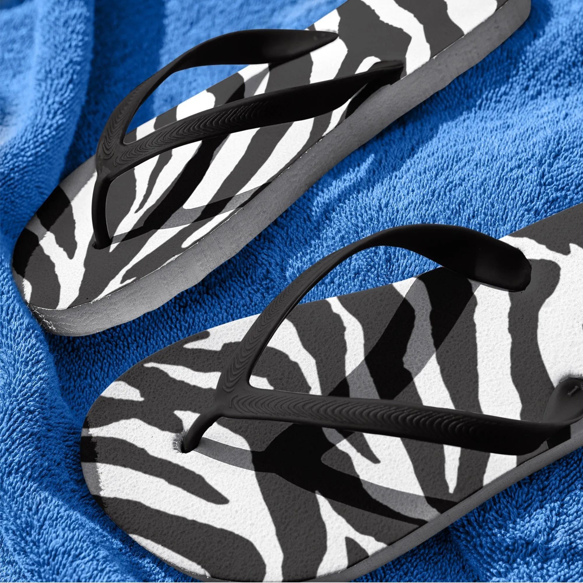 65 MCMLXV Unisex Zebra Animal Print Flip-Flops