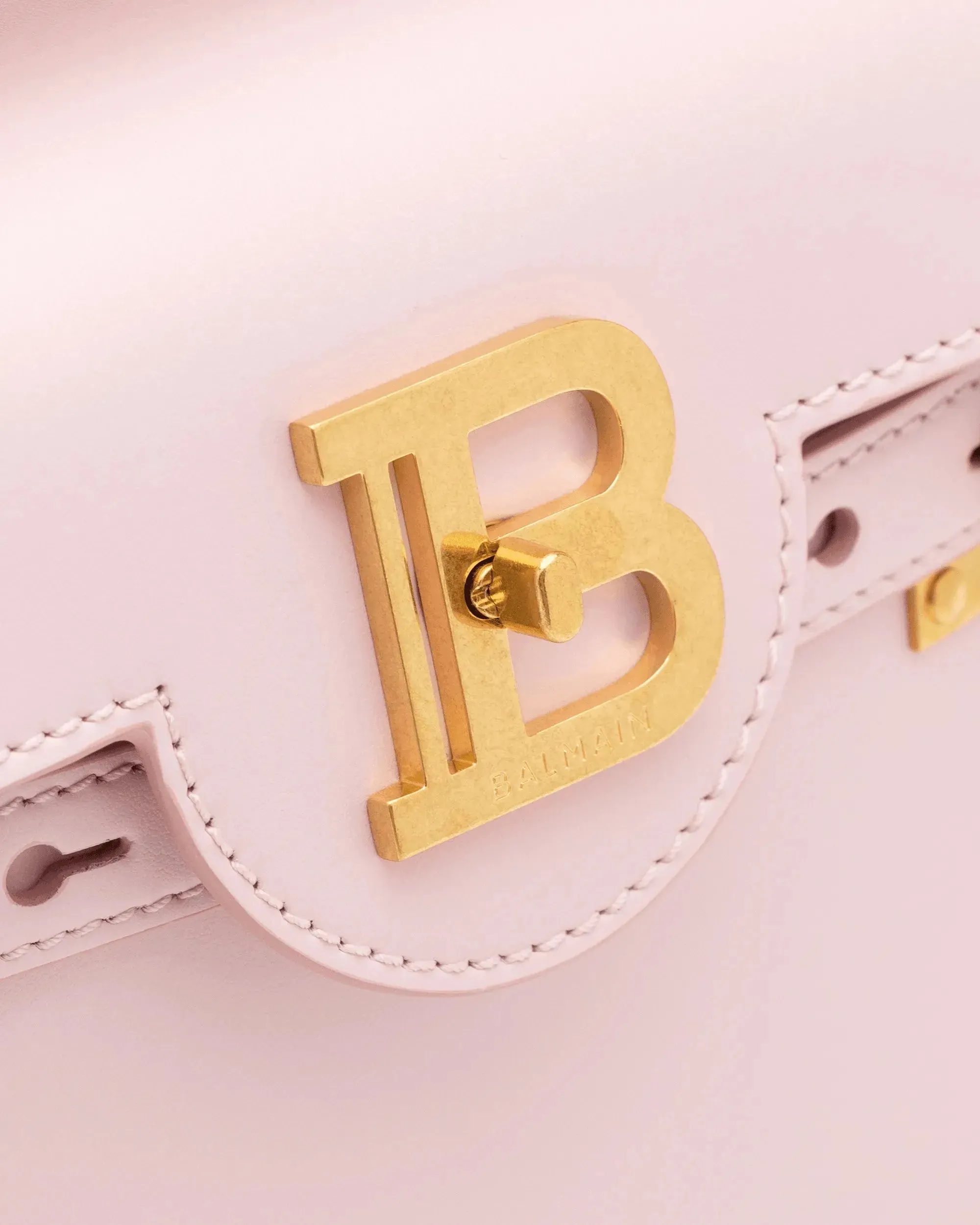 B-Buzz 23 Leather Bag