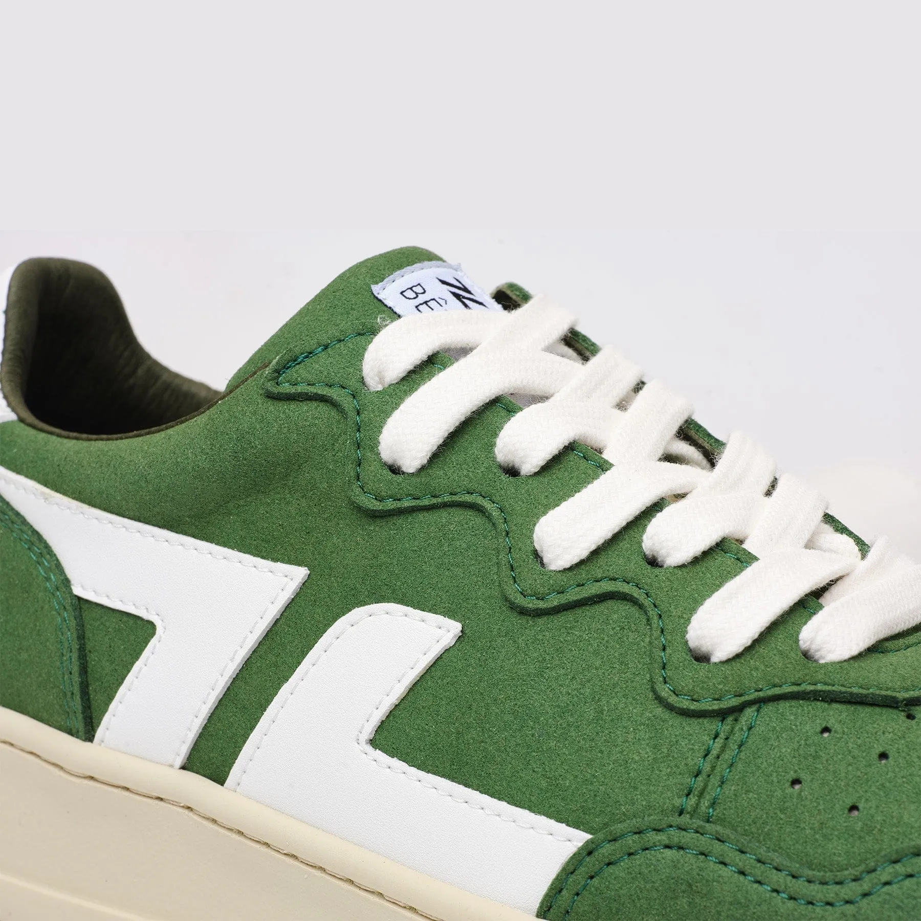Beta B3 Vegan Corn Sneakers | Green