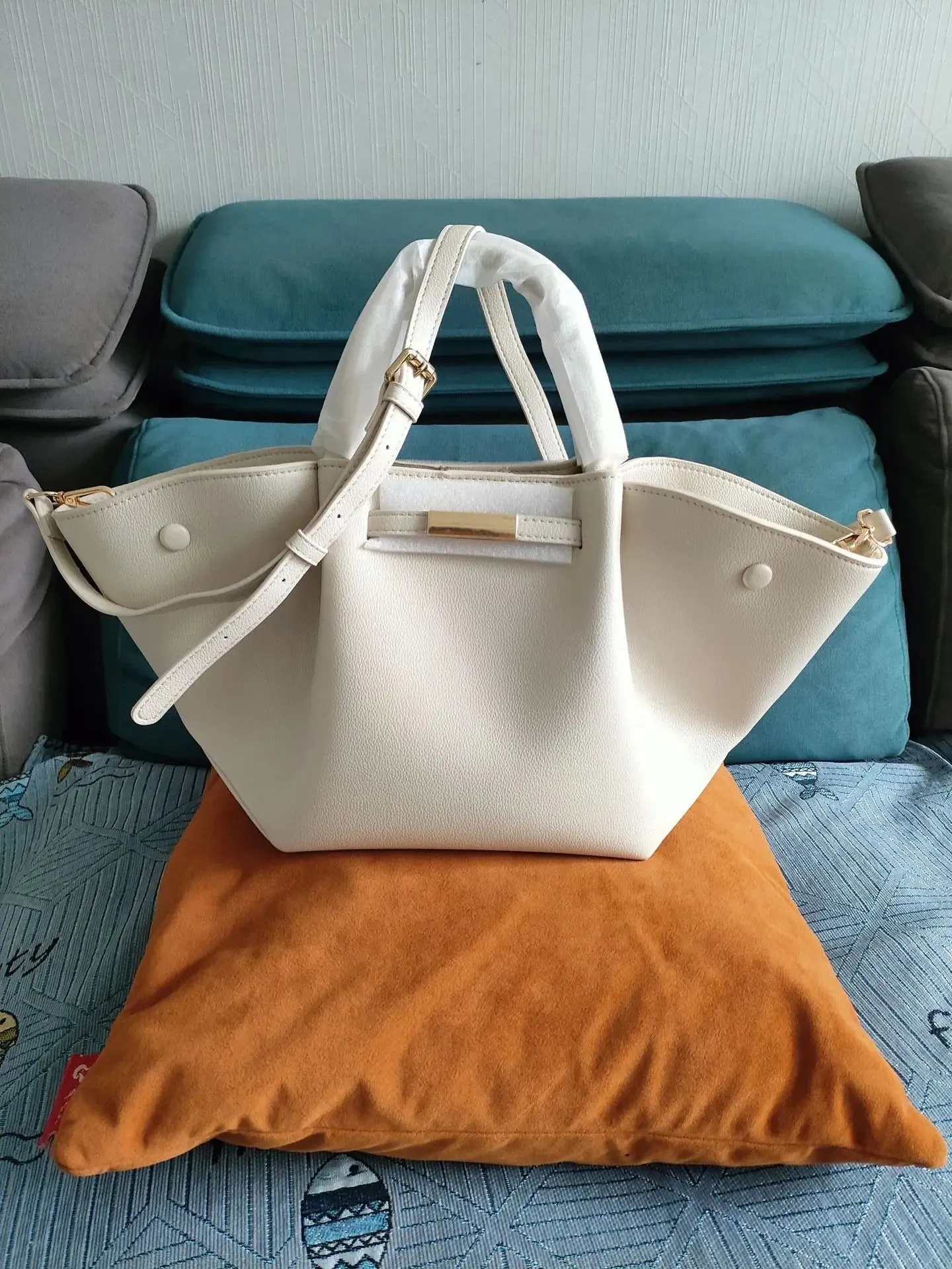 Blister Evening Top Handle Bag