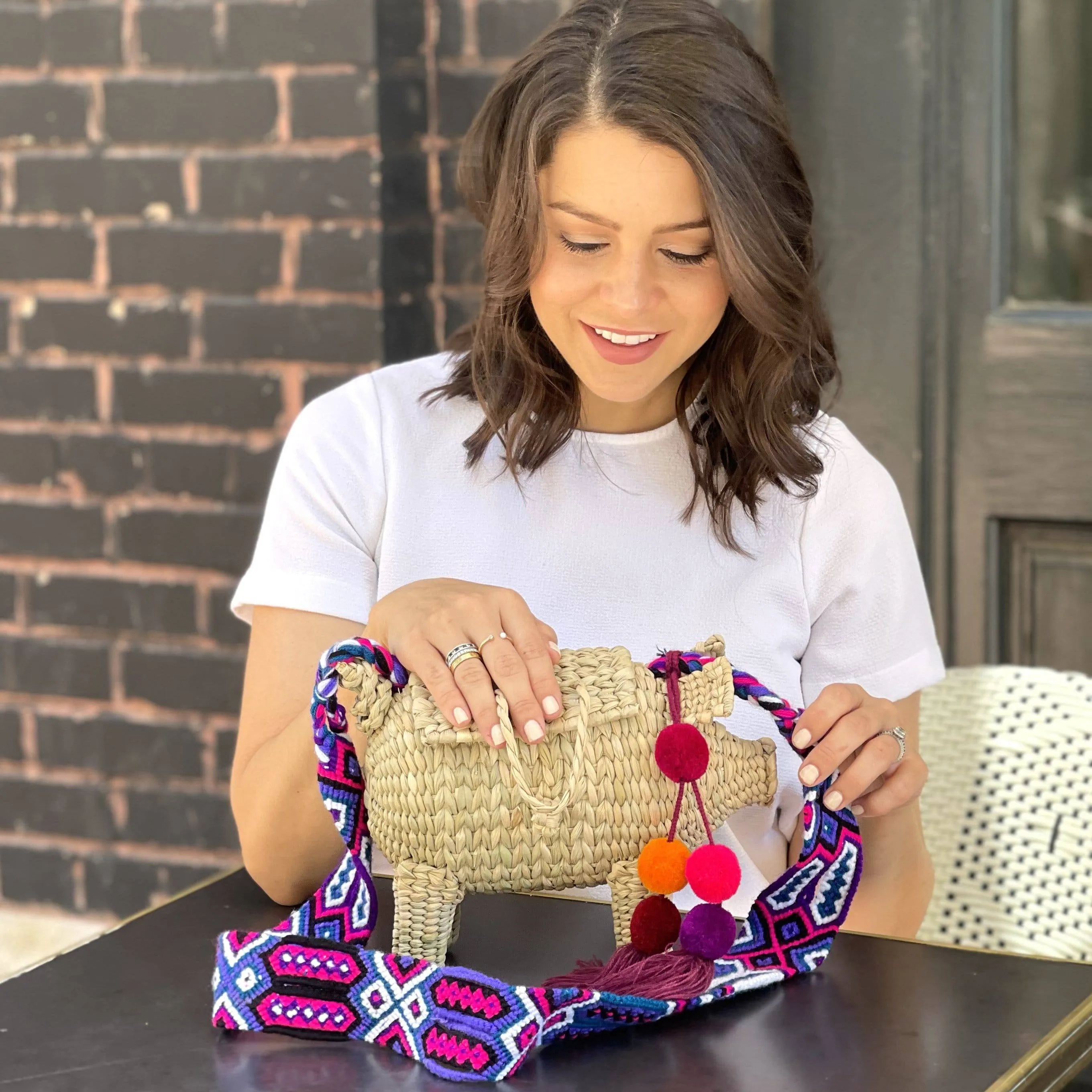 Boho-Chic Pig-Shaped Hand-Woven Raffia Handbag.