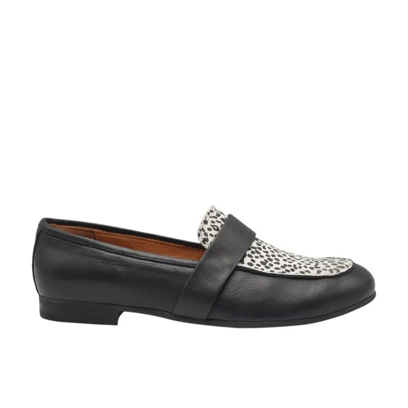 Bueno Caitlyn - Black with White Leopard