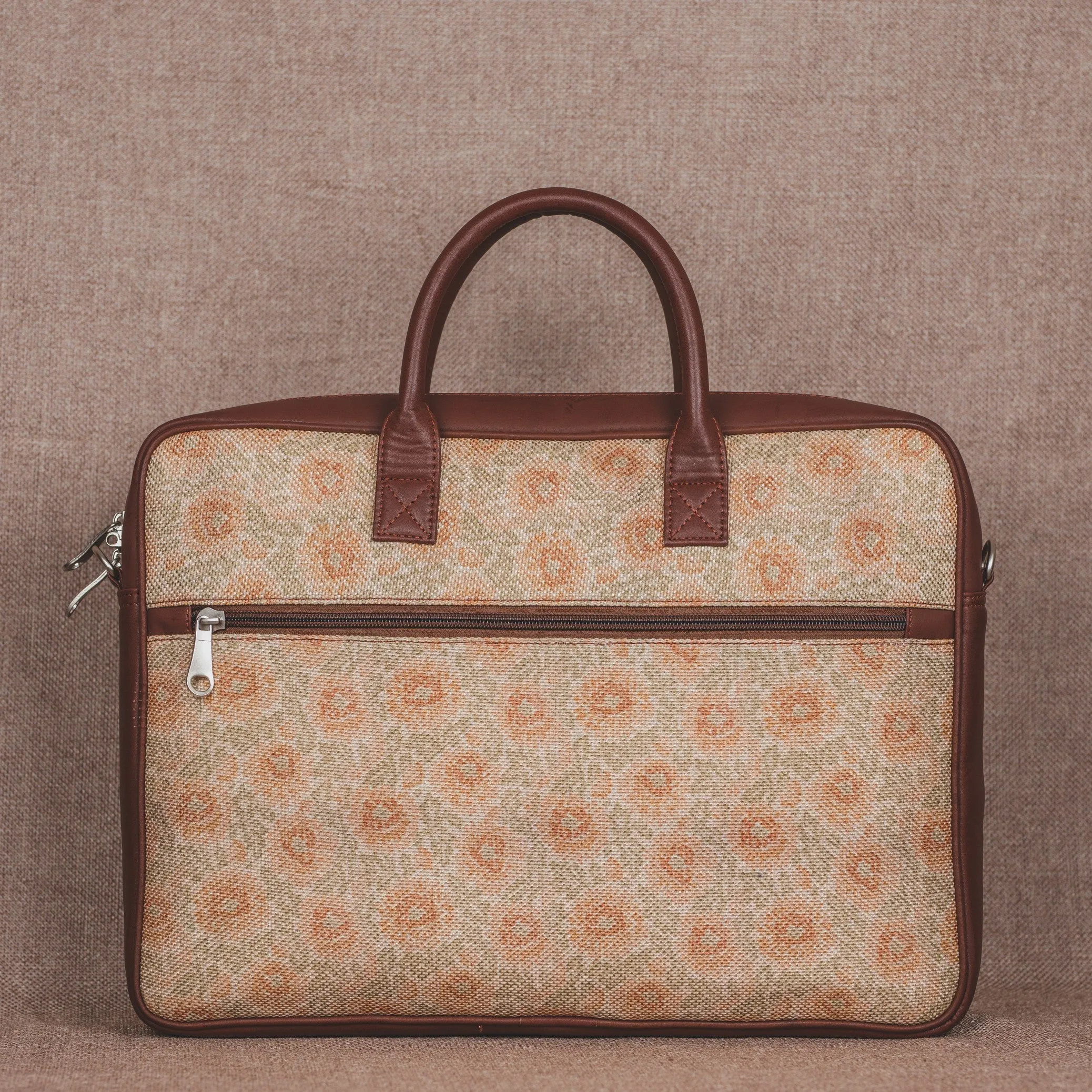 Daisybush - Laptop Bag & Chain Wallet Combo