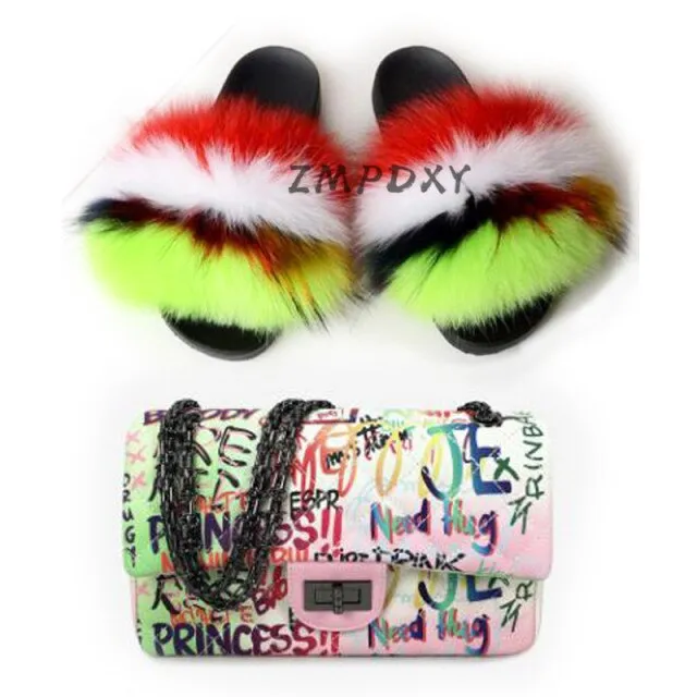 GRAFFITI SET - SLIDES & BAG - STATEMENT SET! MATCHING SHOE