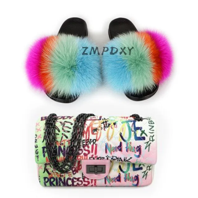 GRAFFITI SET - SLIDES & BAG - STATEMENT SET! MATCHING SHOE