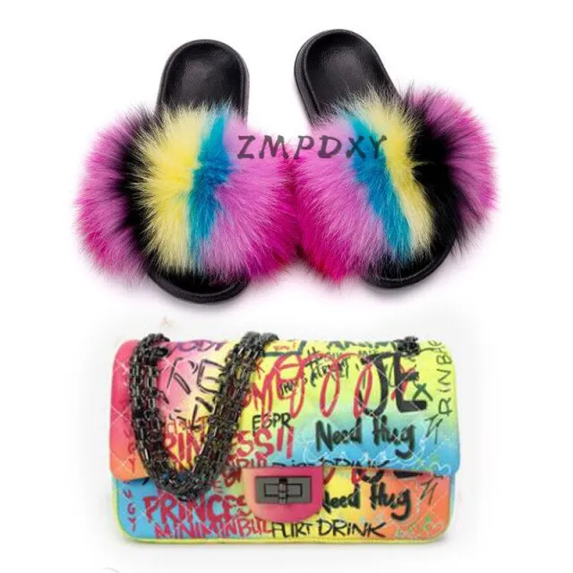 GRAFFITI SET - SLIDES & BAG - STATEMENT SET! MATCHING SHOE