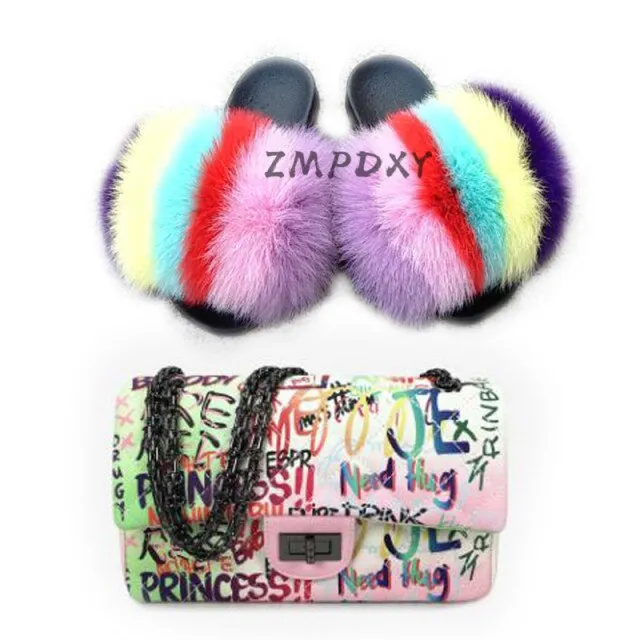 GRAFFITI SET - SLIDES & BAG - STATEMENT SET! MATCHING SHOE