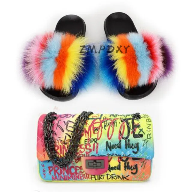 GRAFFITI SET - SLIDES & BAG - STATEMENT SET! MATCHING SHOE