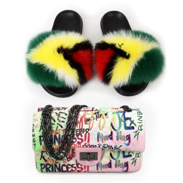 GRAFFITI SET - SLIDES & BAG - STATEMENT SET! MATCHING SHOE