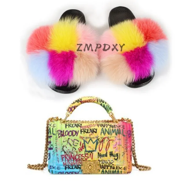 GRAFFITI SET - SLIDES & BAG - STATEMENT SET! MATCHING SHOE