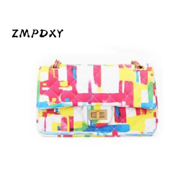 GRAFFITI SET - SLIDES & BAG - STATEMENT SET! MATCHING SHOE