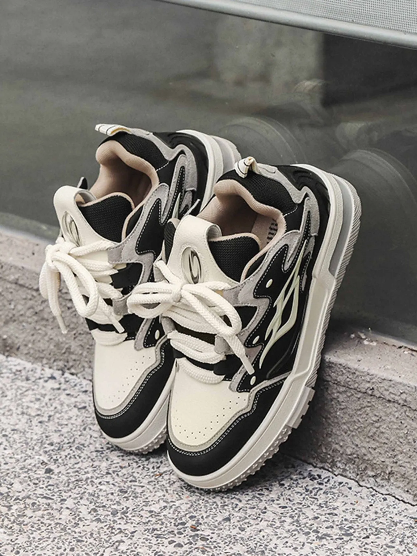Kicksteria - High Street Chunky Bread Shoes