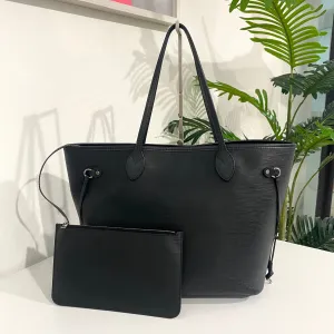 Louis Vuitton Black Epi Neverfull MM w Pouch