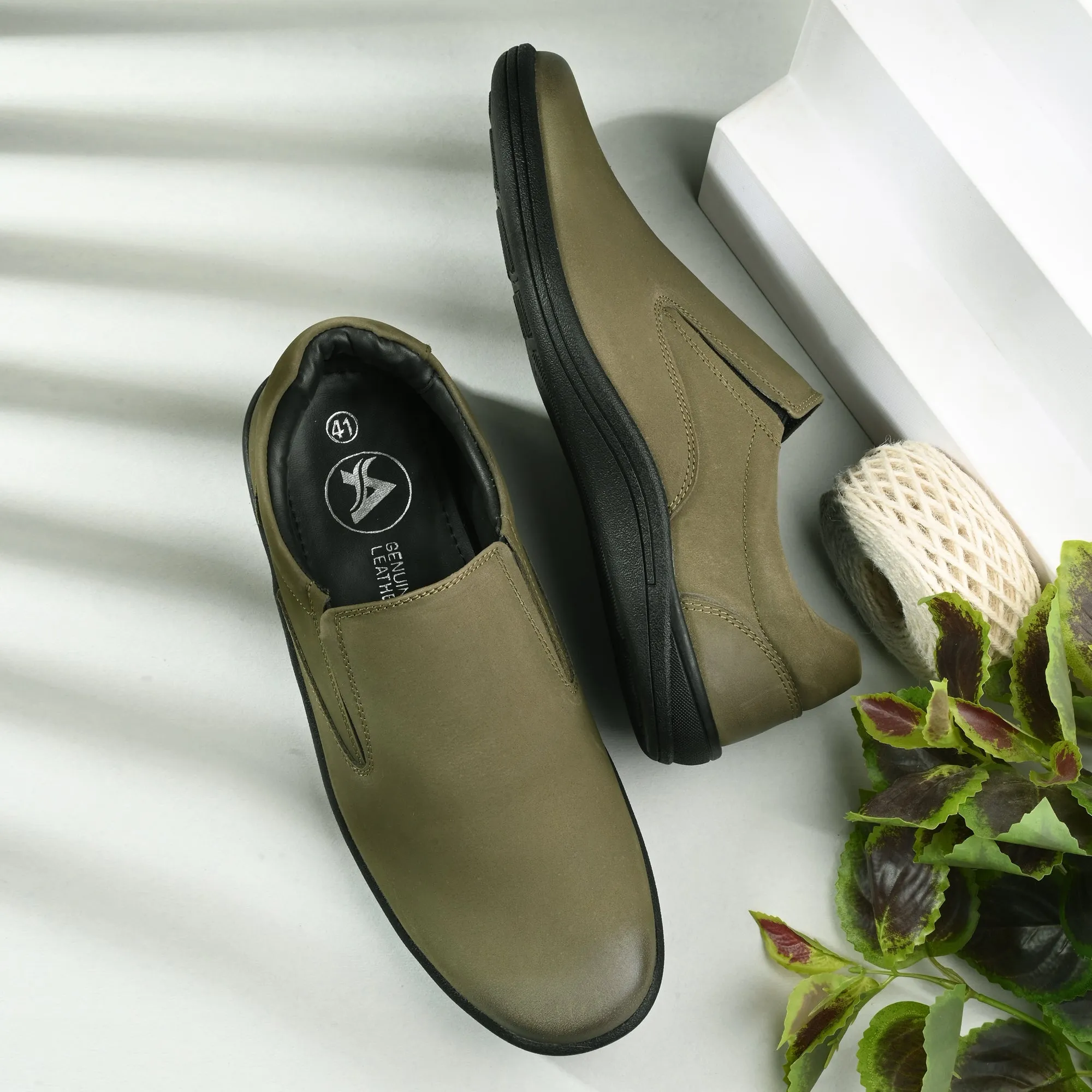 Master Full Grain Leather Derby Lace Ups