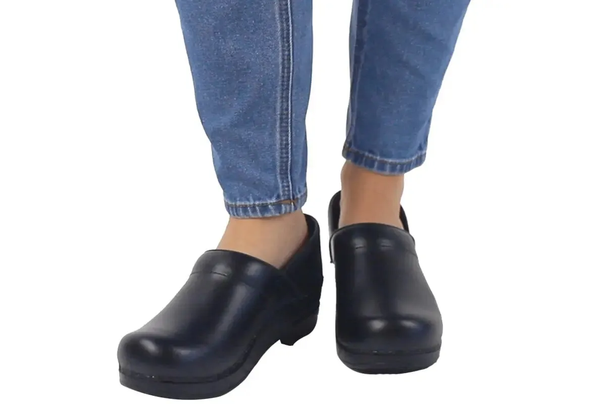Sanita Aubrey PU-coated Leather Chef Clog