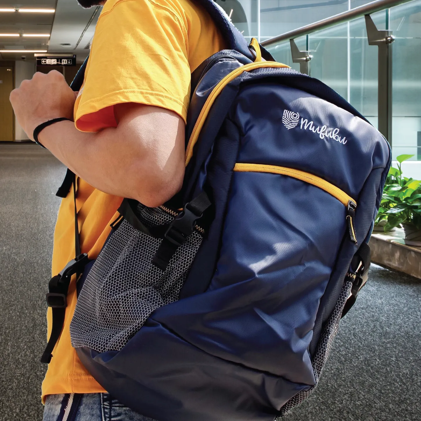 Victoria Scott 40 Ltr Blue Backpack