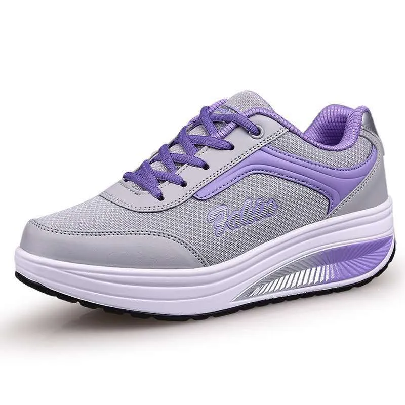 Women Increasing Thick Sole Sneakers